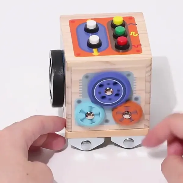 Montesori drvena edukativna igračka 6u1 LearningCube